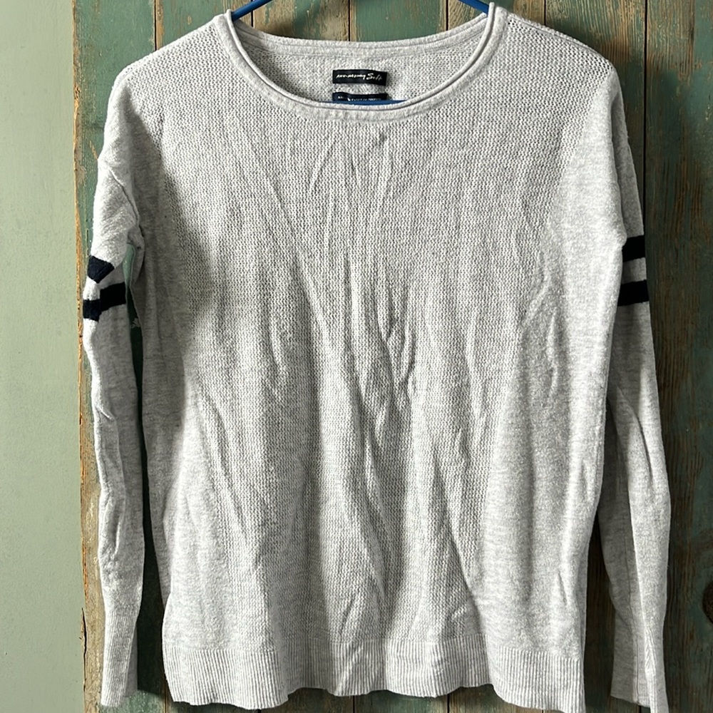American Eagle Outfitters women’s XS long sleeve shirt